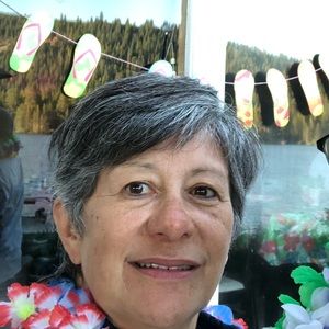 Meet your Posher, Lorraine